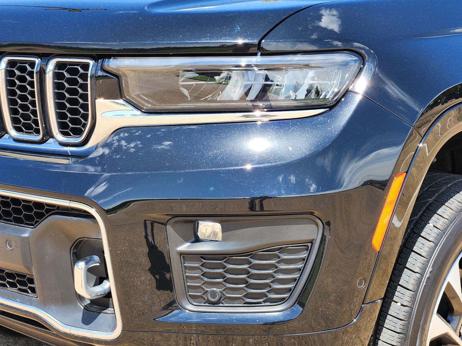 Used 2022 Jeep Grand Cherokee Overland image 10