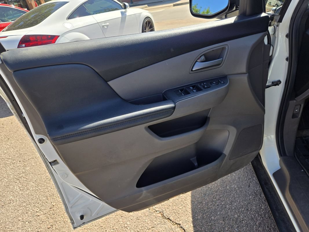 Used 2012 Honda Odyssey EX-L image 15