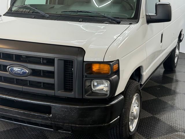 Used 2011 Ford E-150 and Econoline 150 w/ Commercial Cargo Van Pkg RWD image 5