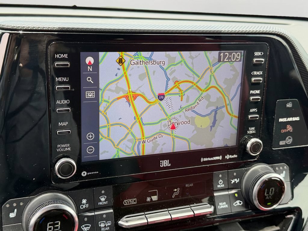 Used 2022 Toyota Highlander XSE AWD/4WD image 21