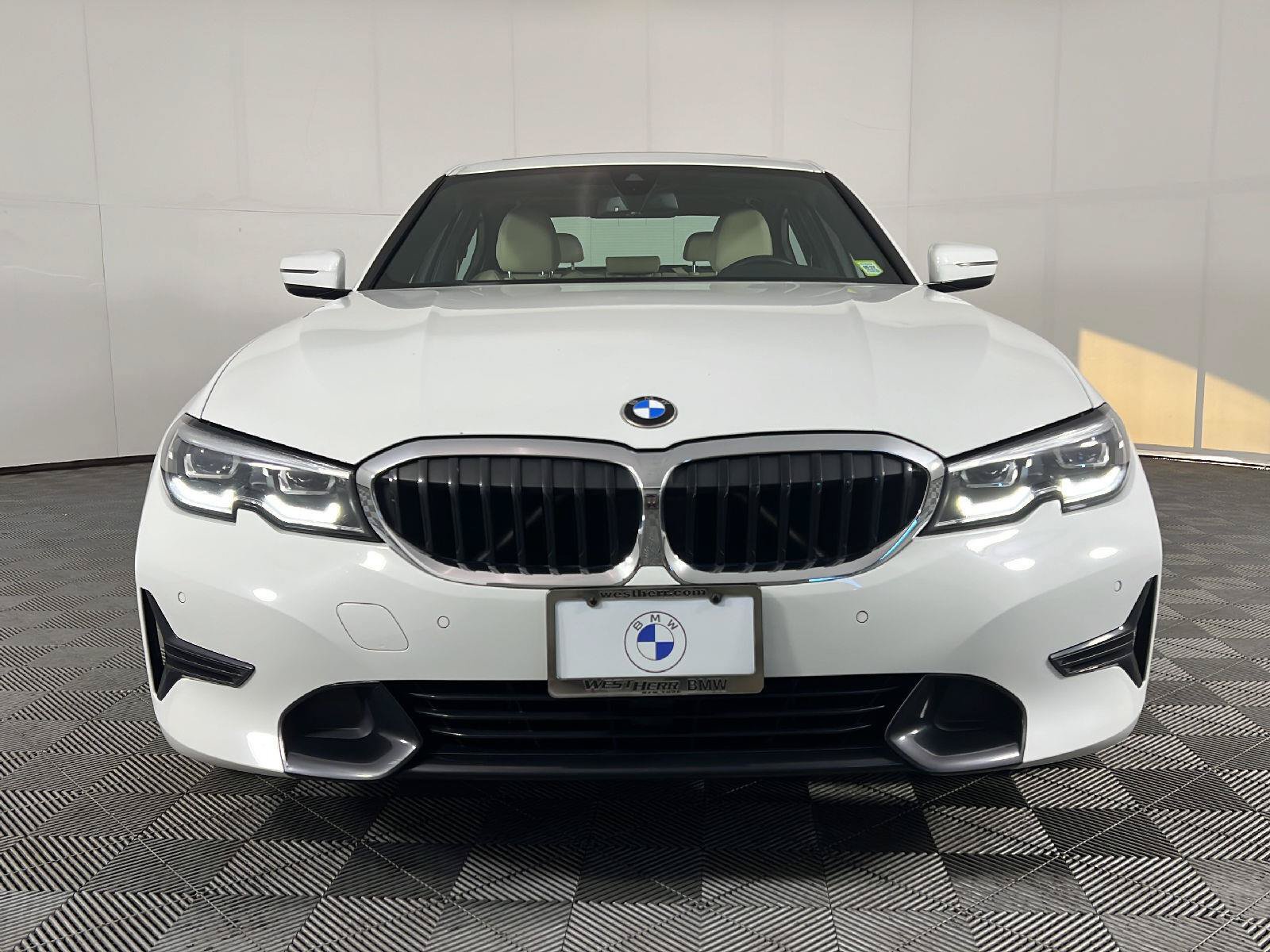 Used 2019 BMW 330i xDrive Sedan w/ Convenience Package AWD/4WD image 13