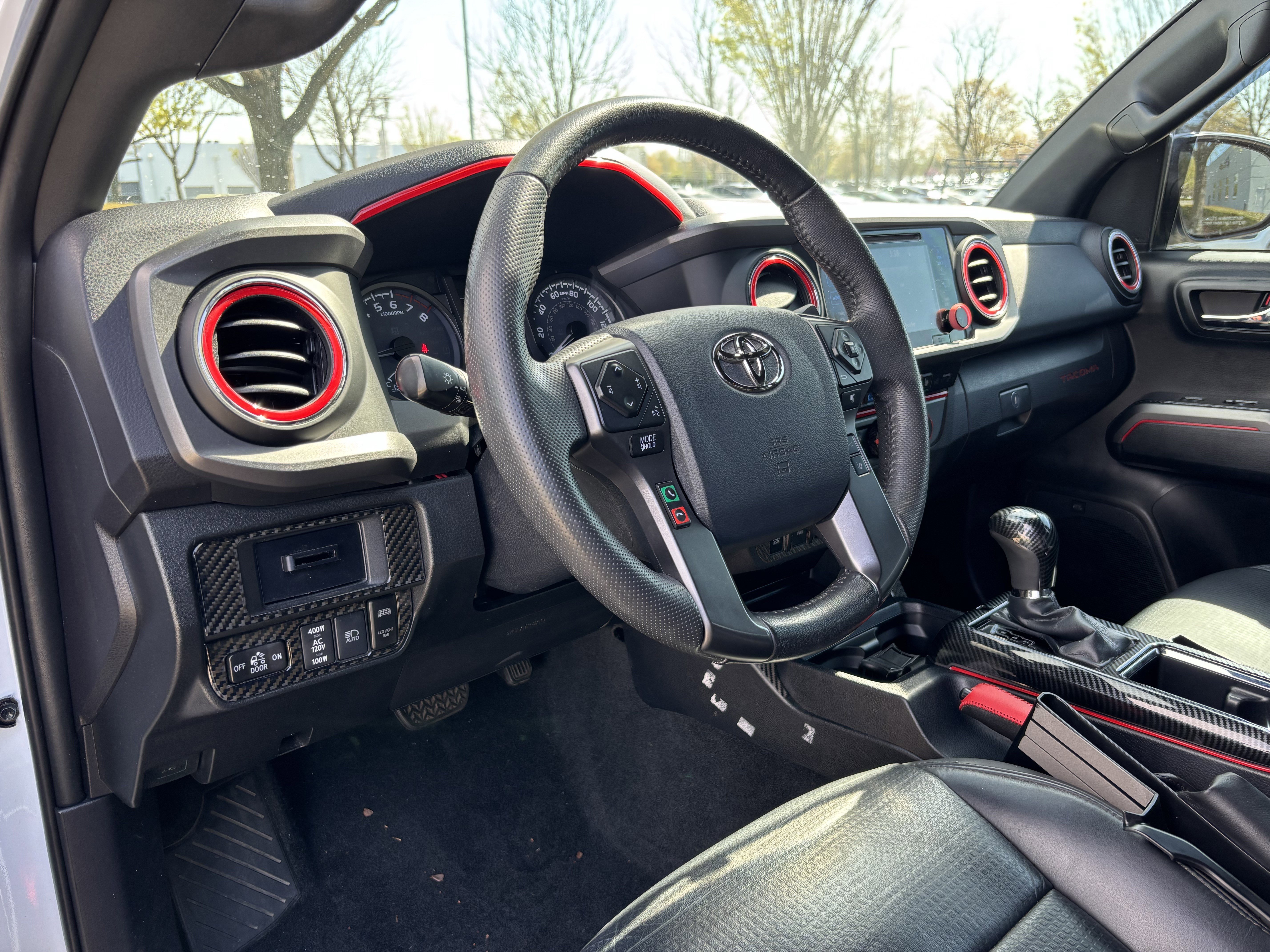 Used 2019 Toyota Tacoma TRD Sport image 17