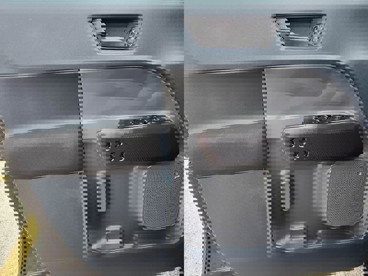 Used 2024 Ford Maverick XL image 12