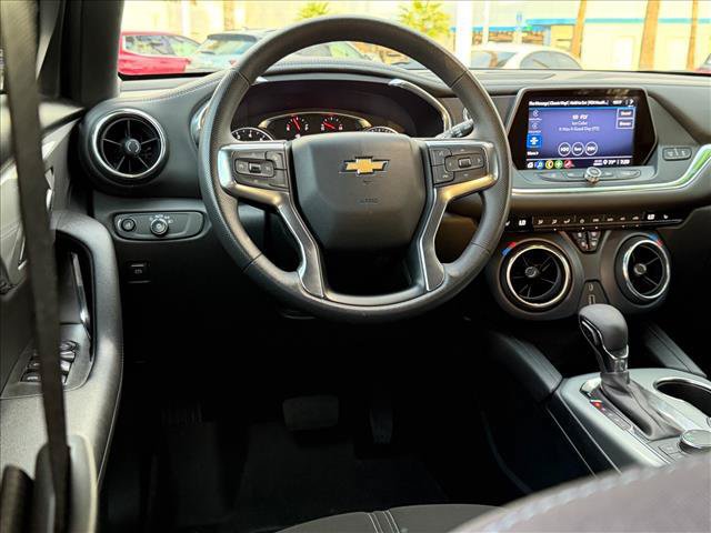 Used 2022 Chevrolet Blazer LT FWD image 9