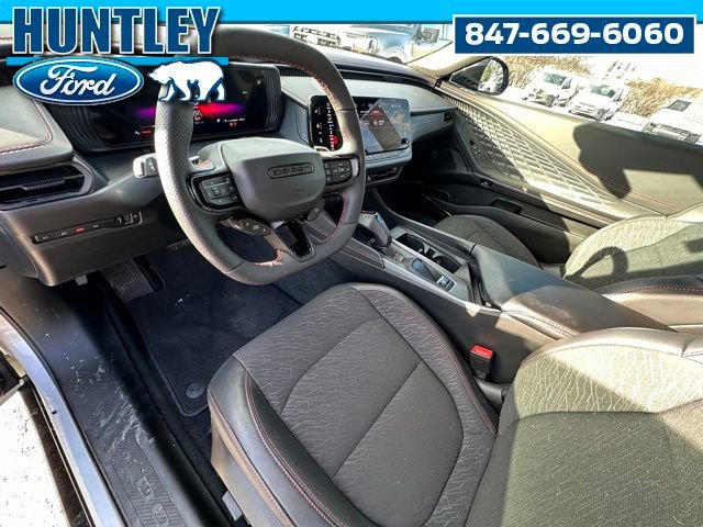 Used 2025 Dodge Charger R/T w/ Sun & Sound Package image 15