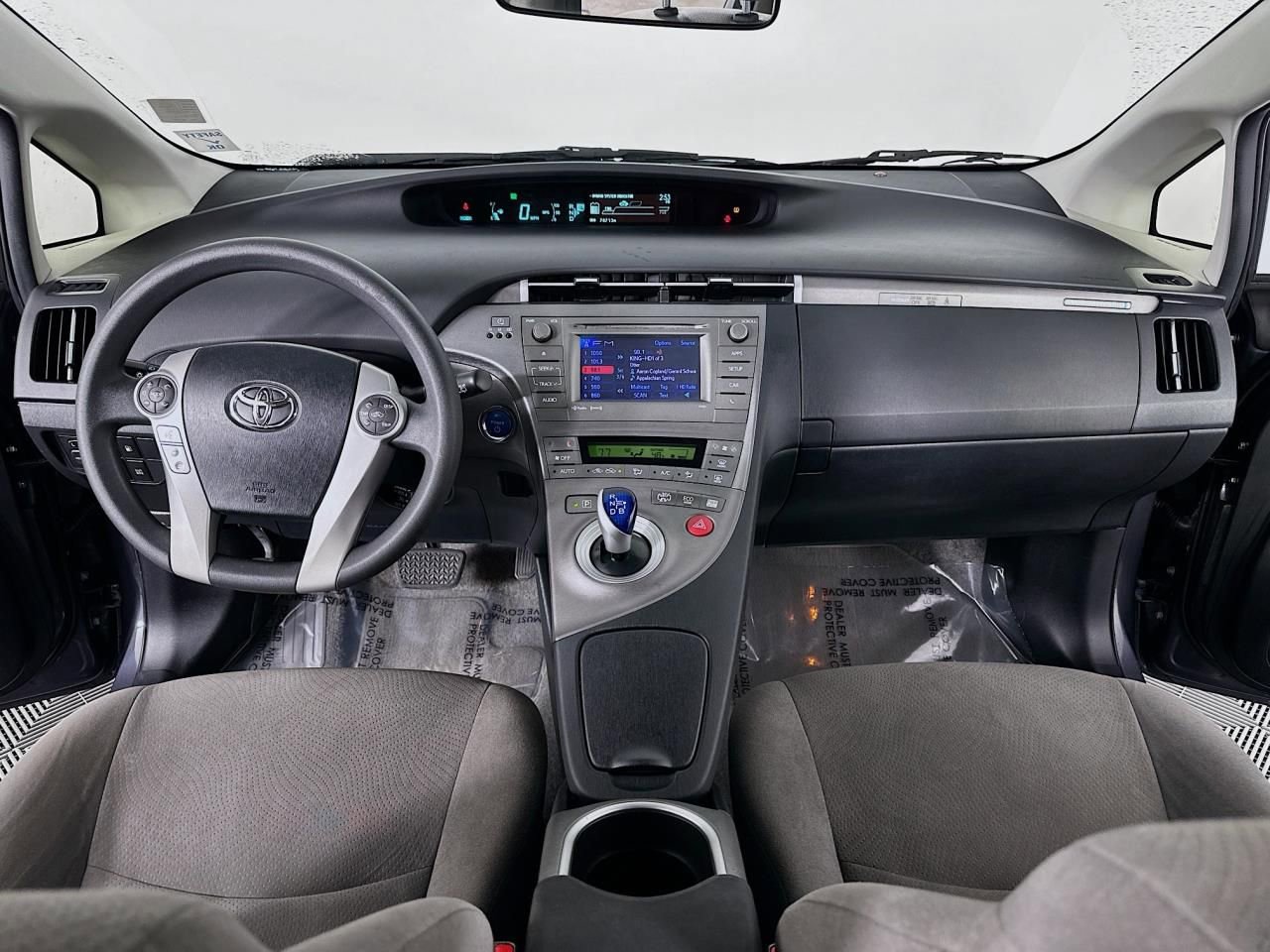 Used 2015 Toyota Prius Prime Plug-In Hybrid image 9