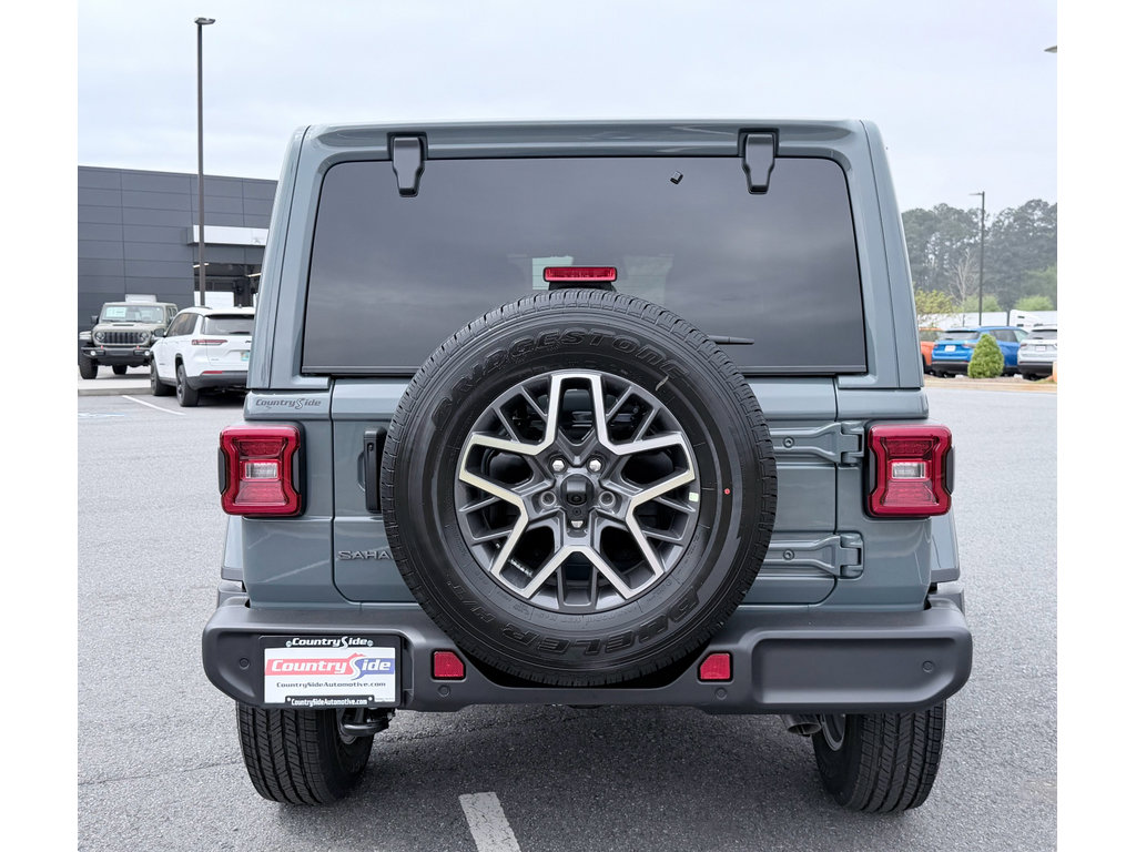 New 2026 Jeep Wrangler Unlimited Sahara AWD/4WD image 8