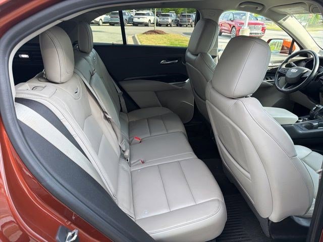 Used 2019 Cadillac XT4 Premium Luxury w/ Enhanced Visibility Package image 21