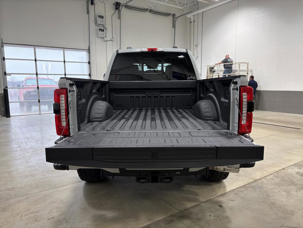 New 2026 Ford F250 Lariat w/ Black Appearance Package image 16
