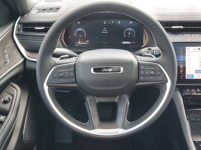 New 2026 Jeep Grand Cherokee Limited AWD/4WD image 14