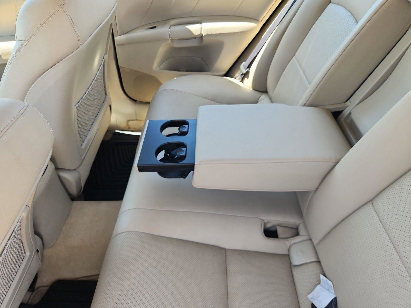 Used 2012 Suzuki Kizashi SE image 13