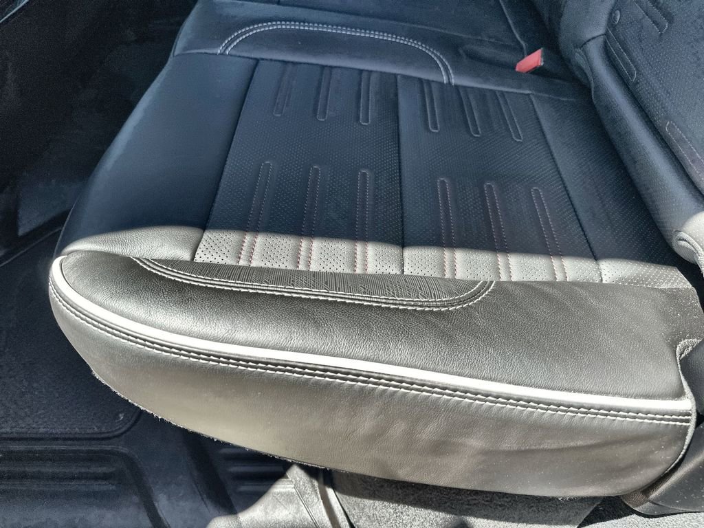 Used 2025 GMC Sierra 2500 AT4X image 17