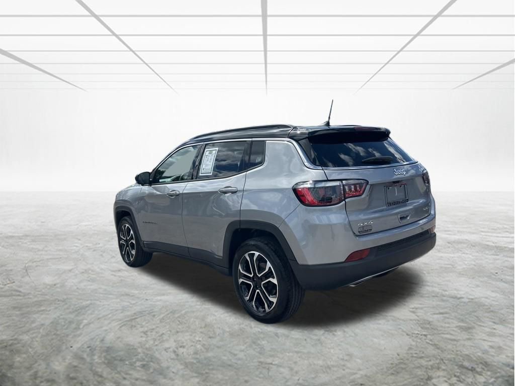 Used 2023 Jeep Compass Limited image 6