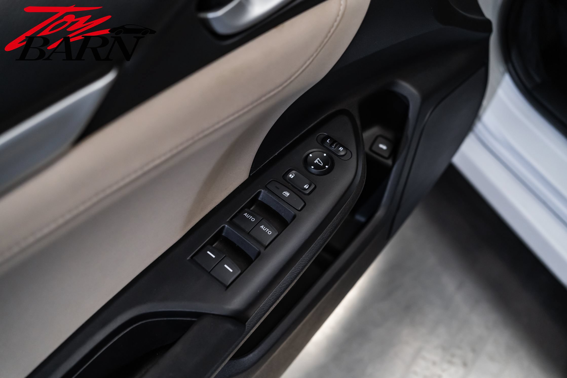 Used 2021 Honda Civic EX image 16