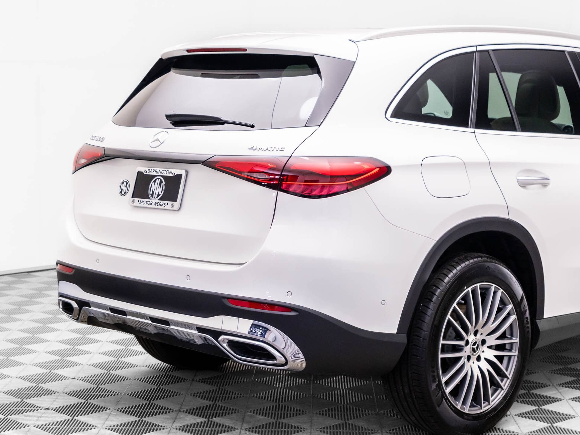 New 2026 Mercedes-Benz GLC 300 4MATIC image 32