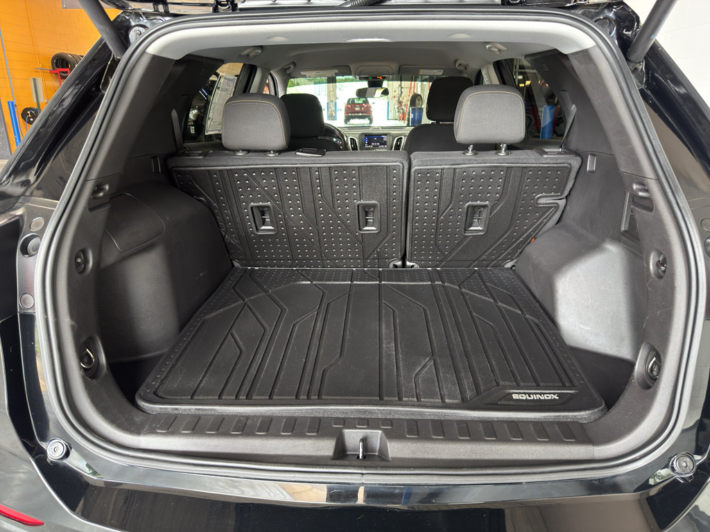 Used 2023 Chevrolet Equinox LT AWD/4WD image 21