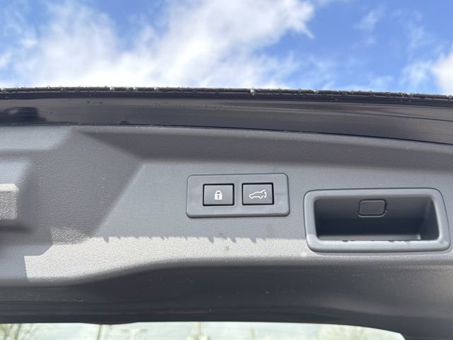 New 2026 Subaru Outback Touring image 16