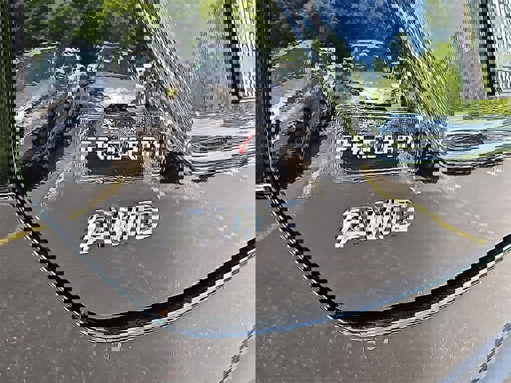 New 2025 Honda Pilot Elite image 6