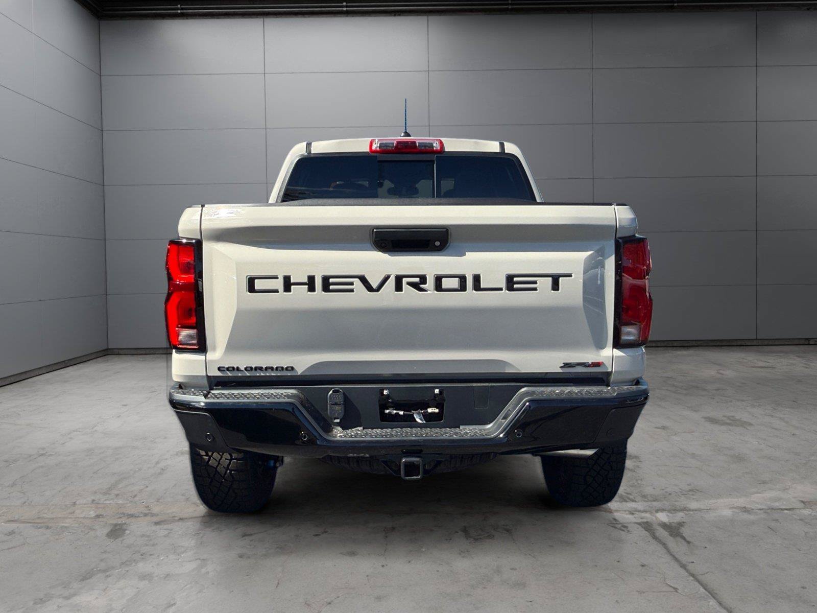 New 2026 Chevrolet Colorado ZR2 w/ Technology Package AWD/4WD image 4