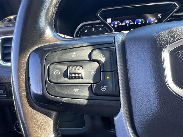 Used 2021 GMC Yukon Denali w/ Denali Premium Package image 23