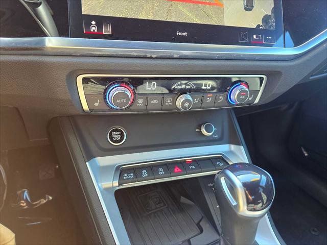 Used 2023 Audi Q3 2.0T Premium Plus w/ Premium Plus Package image 31