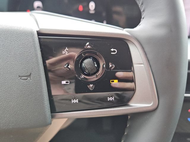 Used 2025 Nissan Murano SL w/ Cargo Package AWD/4WD image 13