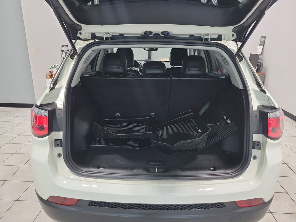 Used 2020 Jeep Compass Limited image 20