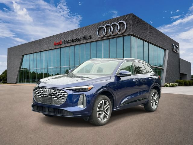 Used 2025 Audi Q5 Premium w/ Convenience Package