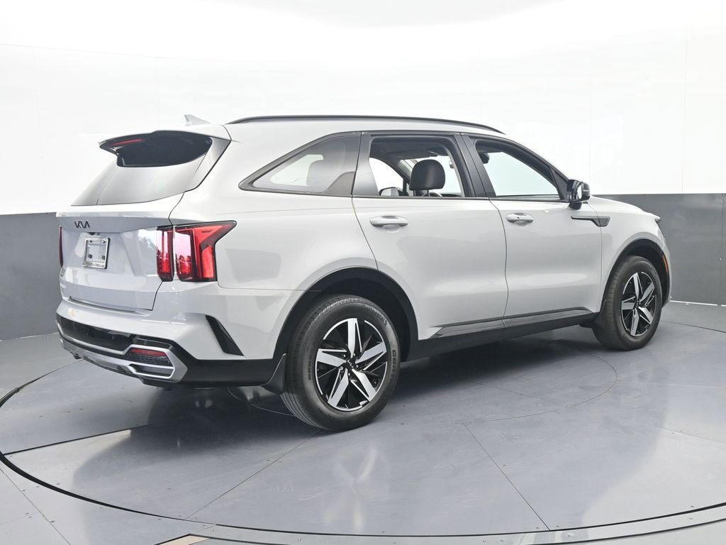 Used 2023 Kia Sorento EX FWD image 6
