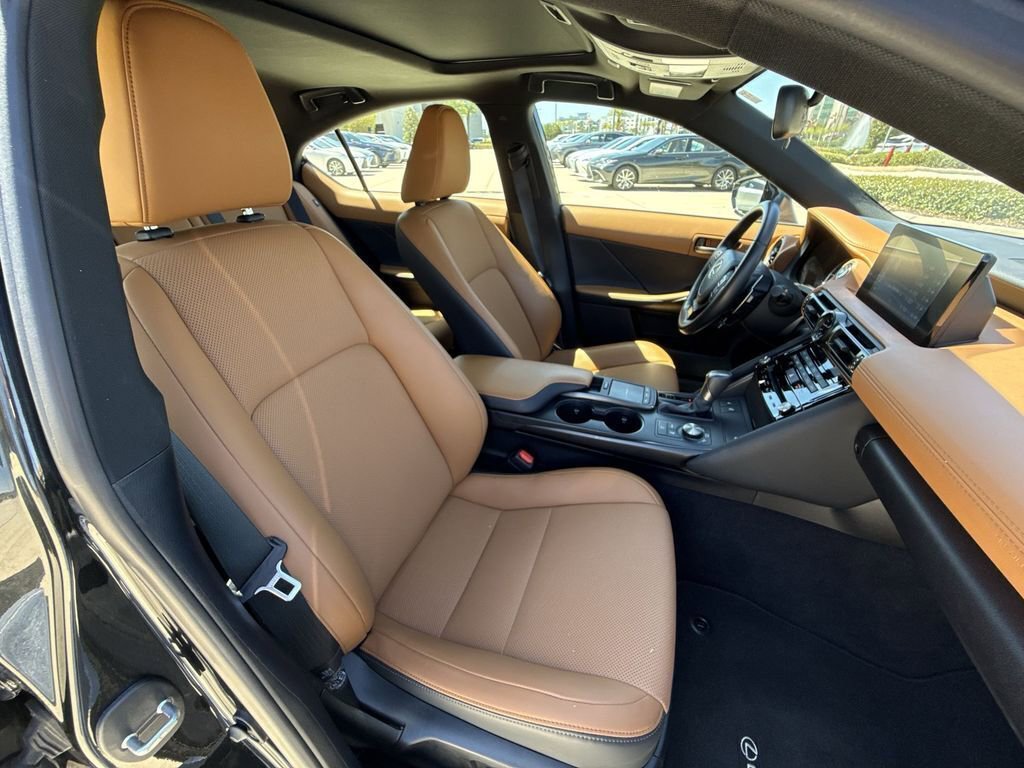 Used 2025 Lexus IS 350 F Sport w/ Accessory Package image 16