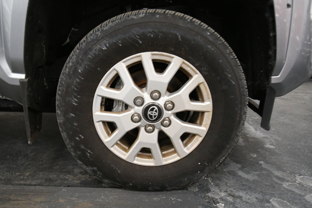 Used 2024 Toyota Tacoma SR5 image 28