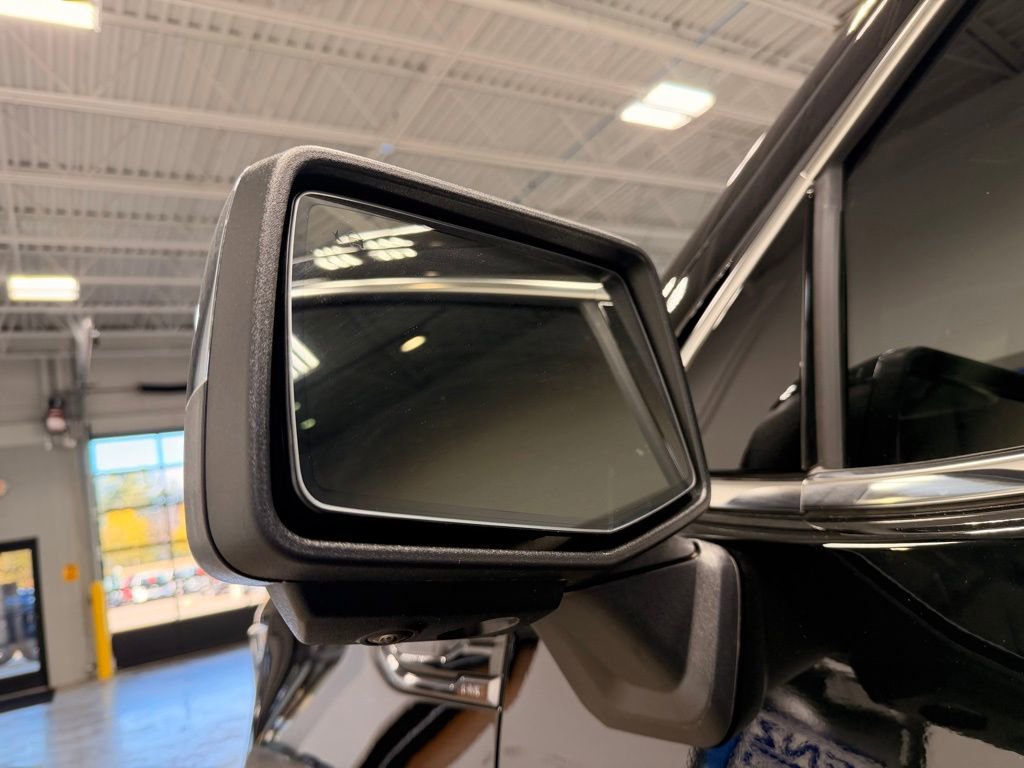 Used 2025 GMC Sierra 1500 Denali Ultimate image 28