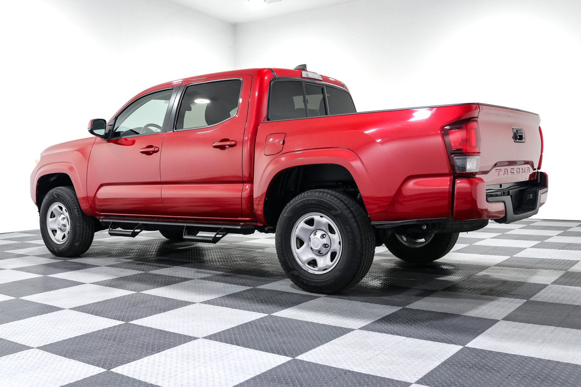 Used 2021 Toyota Tacoma SR w/ SR Convenience Package image 5