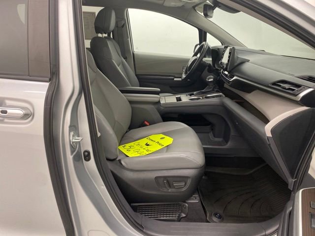 Certified 2022 Toyota Sienna XLE image 31