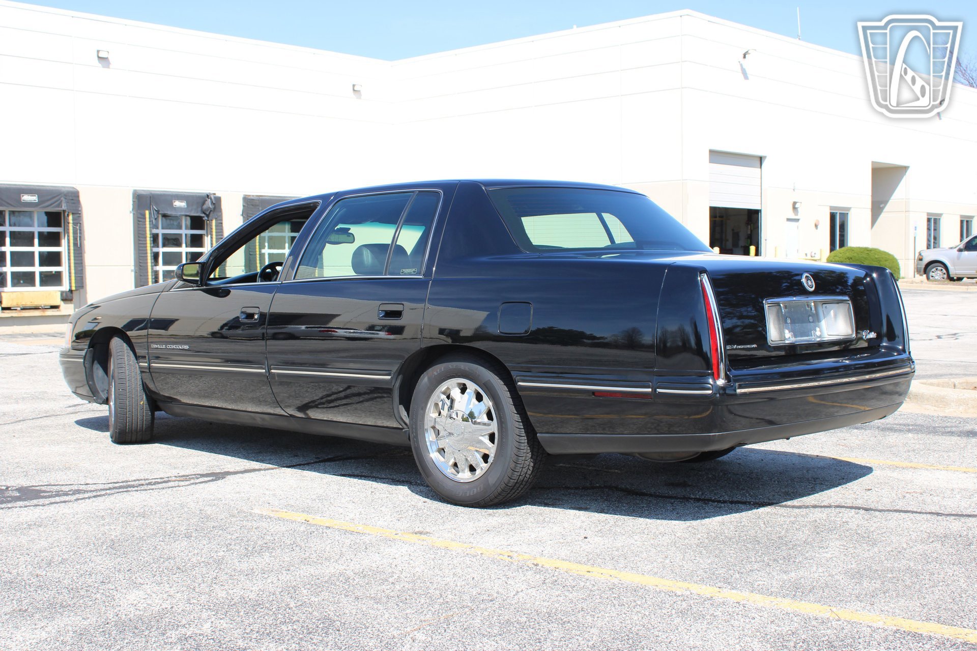 Used 1999 Cadillac De Ville Concours FWD image 8