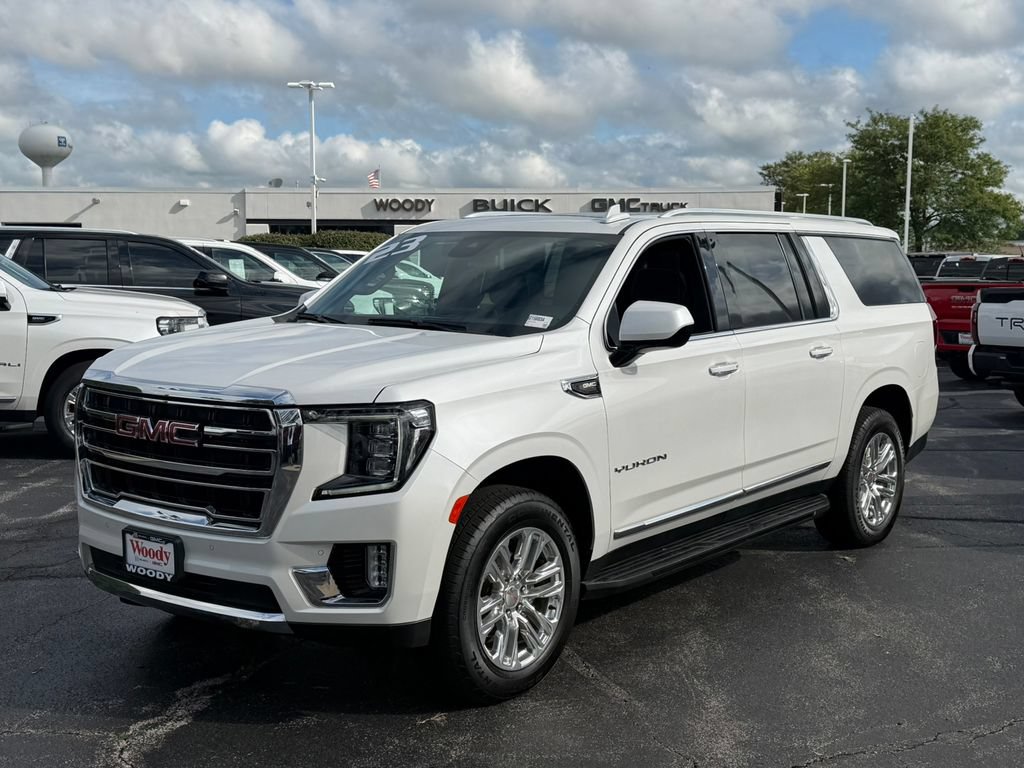 Certified 2023 GMC Yukon XL SLT AWD/4WD image 2