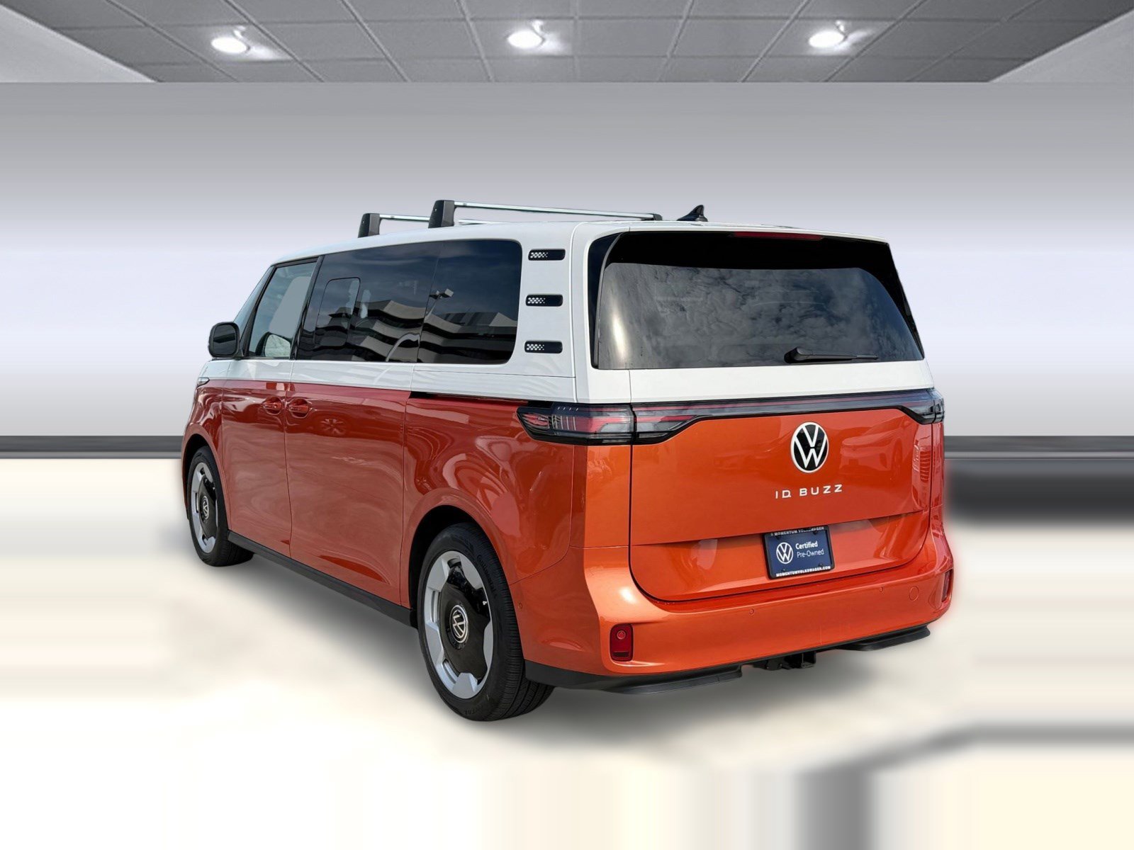 Certified 2025 Volkswagen ID. Buzz Pro S Plus RWD image 3