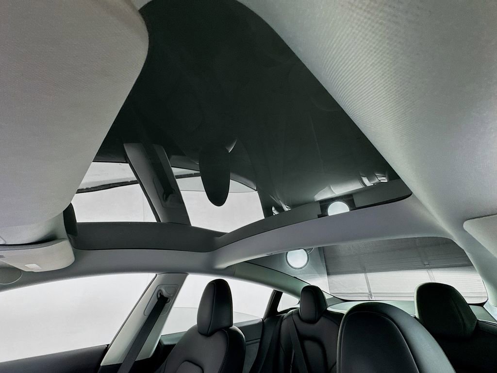 Used 2023 Tesla Model 3 Standard Range RWD image 13