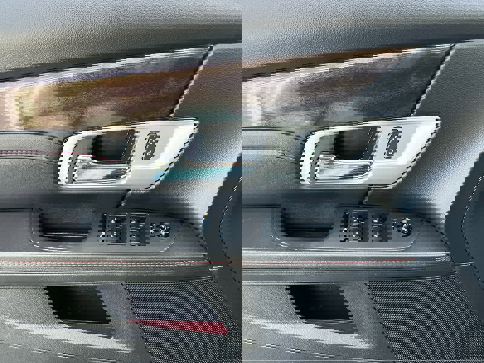 Used 2013 GMC Terrain Denali image 31