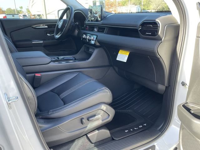 New 2025 Honda Pilot EX-L image 14