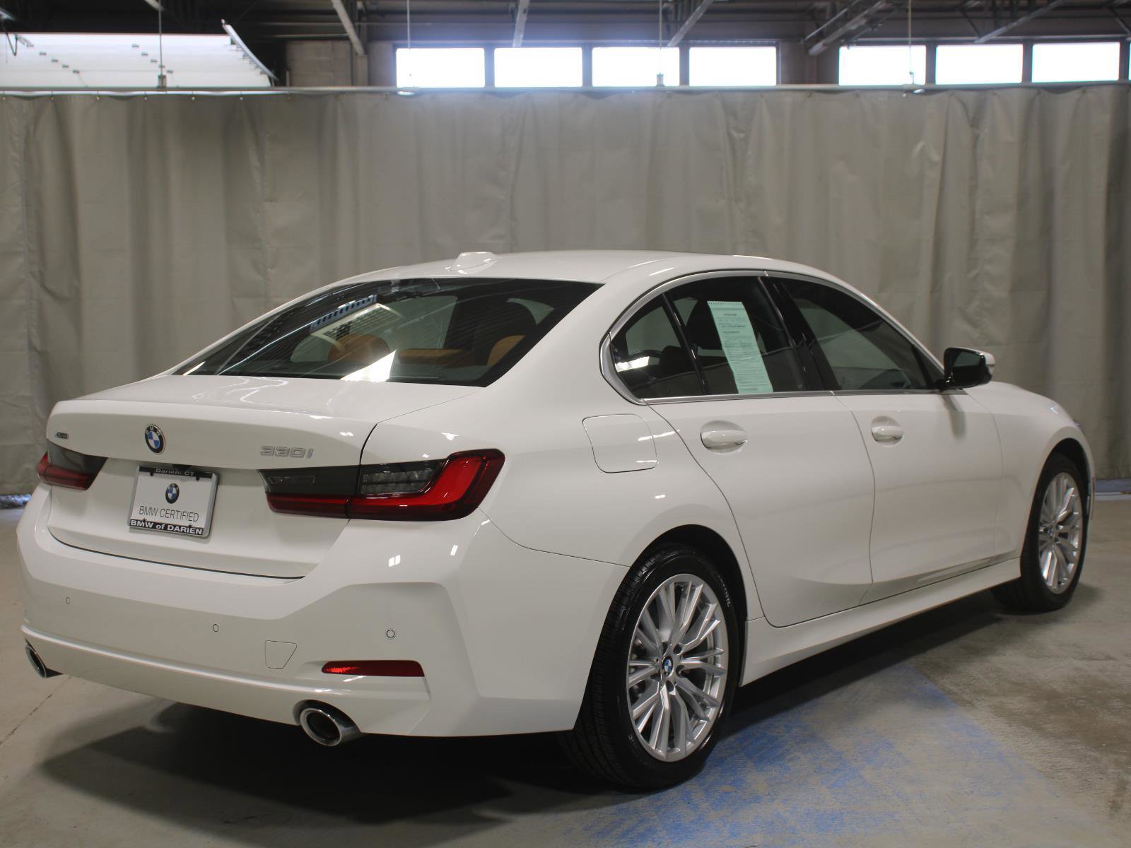 Certified 2024 BMW 330i xDrive Sedan w/ Convenience Package AWD/4WD image 20