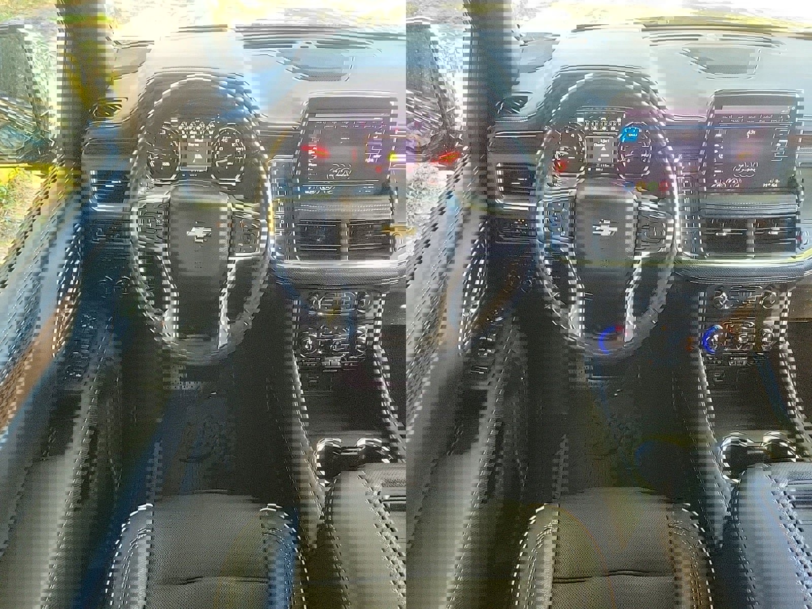 Used 2021 Chevrolet Tahoe Premier w/ Premium Package image 40