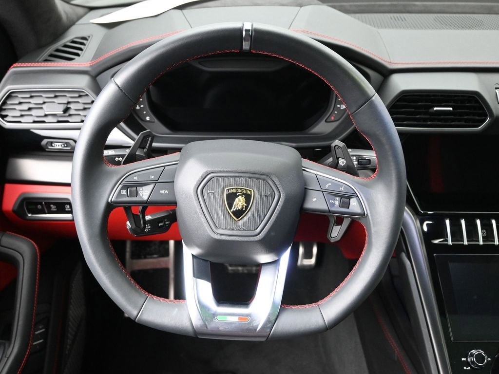 Used 2024 Lamborghini Urus S image 25
