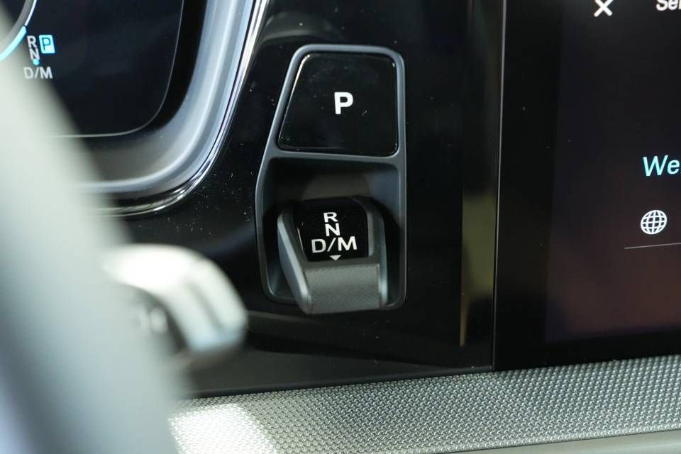 Certified 2026 Porsche Cayenne AWD/4WD image 17
