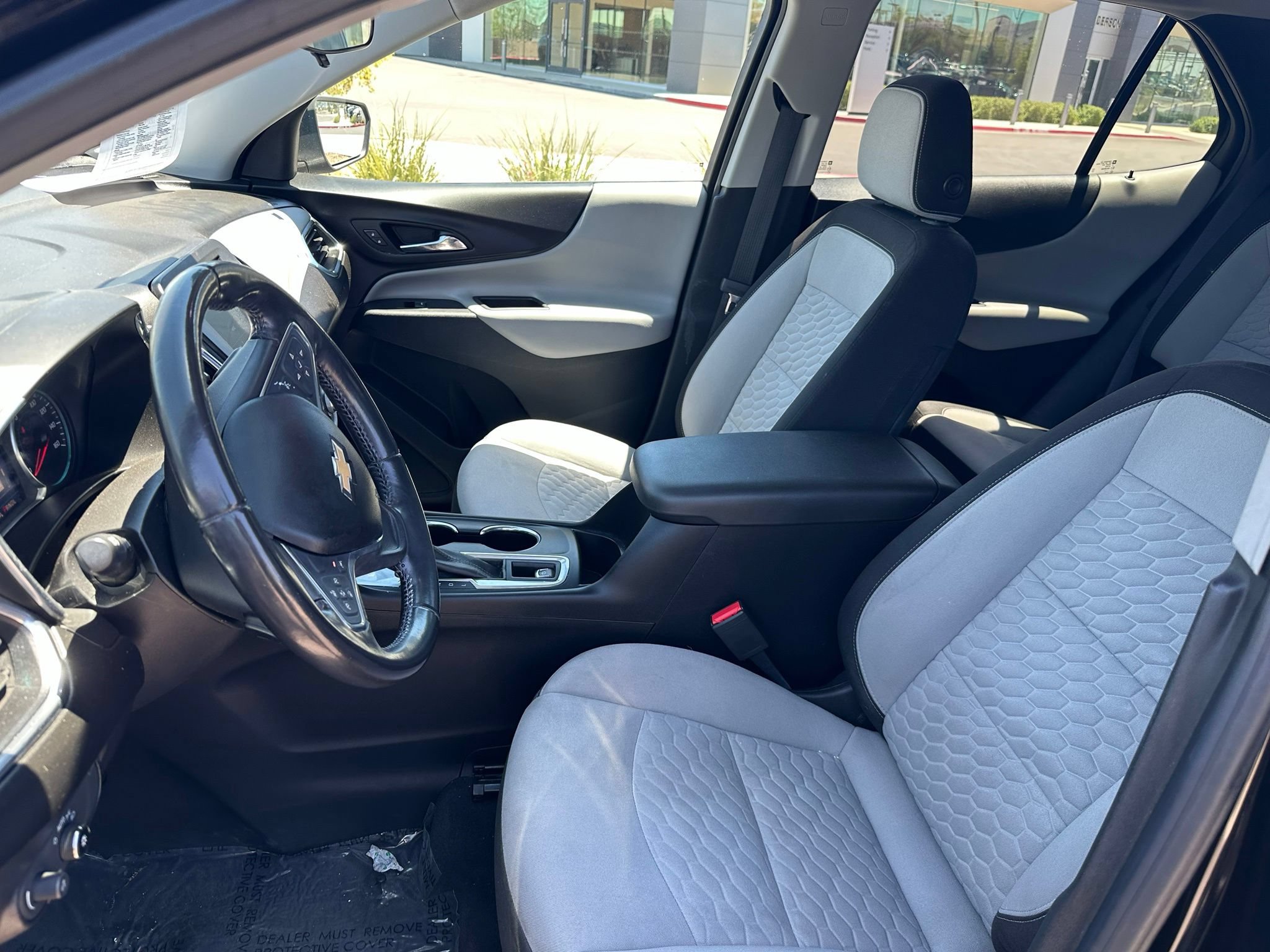 Used 2019 Chevrolet Equinox LT w/ Driver Convenience Package FWD image 14
