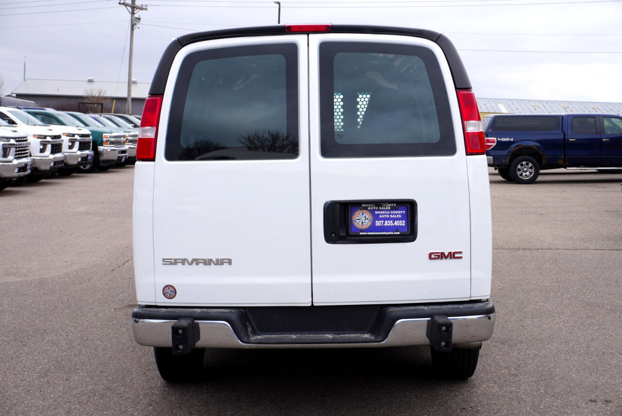 Used 2022 GMC Savana 2500 w/ Driver Convenience Package image 4