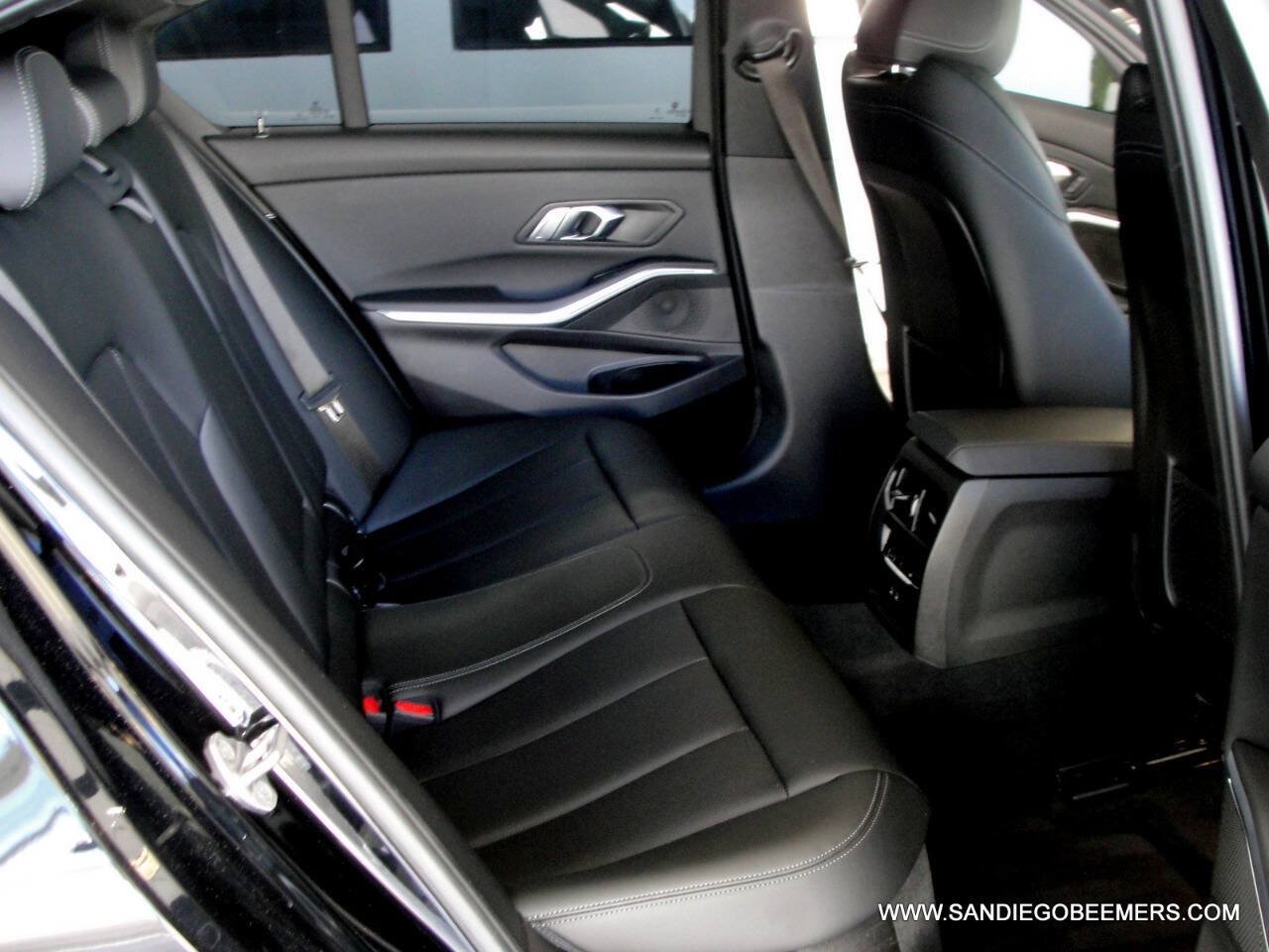 Used 2023 BMW 330i Sedan w/ Premium Package RWD image 57