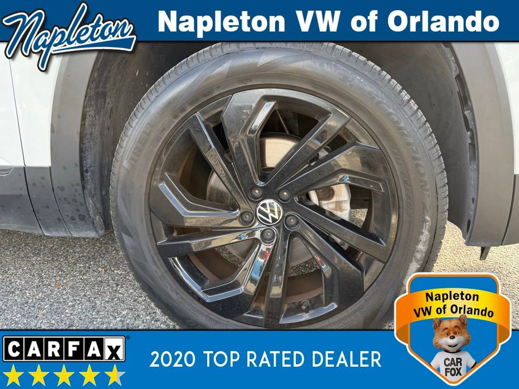 Used 2022 Volkswagen Atlas SE w/ Black Wheel Package image 9