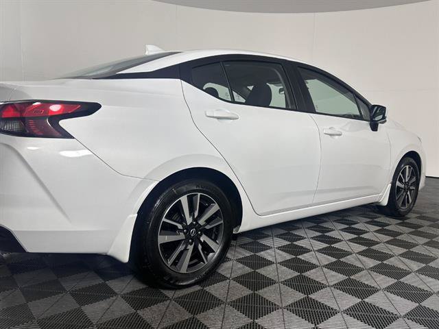 New 2025 Nissan Versa SV w/ Trunk Package FWD image 4