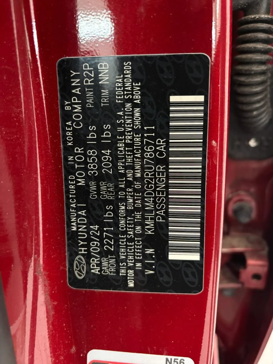 Used 2024 Hyundai Elantra SEL FWD image 48